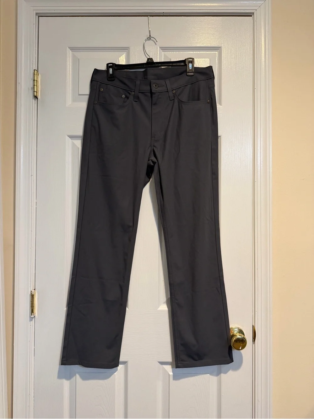 Levi's Men's Straight-Leg Chinos in Charcoal